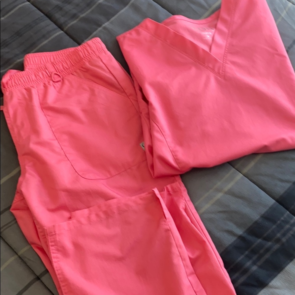 Great condition pink scrubs